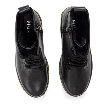 Botin-flatform-de-cuero-Hungria